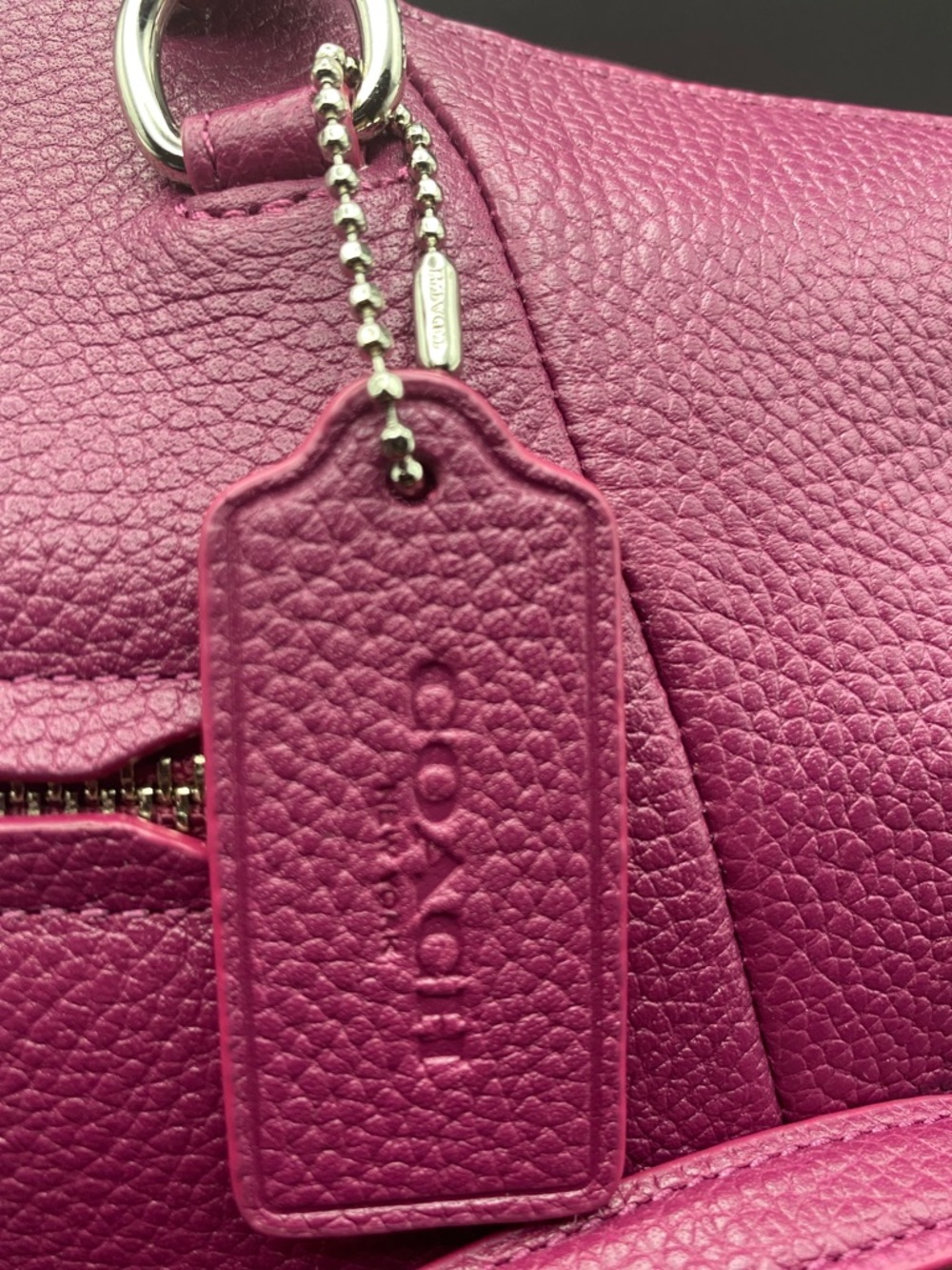 Gorgeous Magenta Colored Pebbled Coach Bag - Picture 4 of 16
